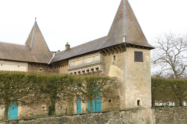 Chateau de HAROUE 05 balades en france - guy peinturier
