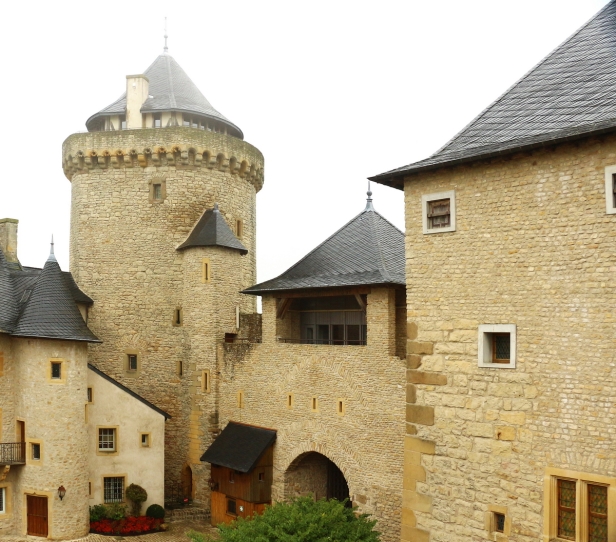 Chateau de MALBROUCK 15 Beaute et Paysages de notre Belle France - Memoire de France par Guy Peinturier