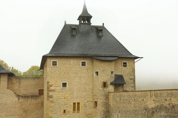 Château de Malbrouck à MANDEREN 10 balades en france - guy peinturier