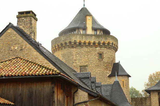 Château de Malbrouck à MANDEREN 11 balades en france - guy peinturier